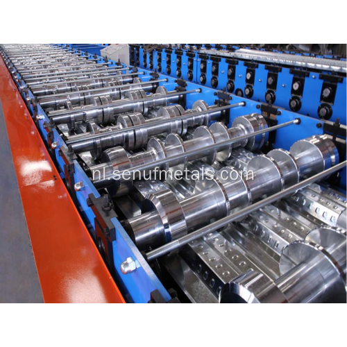 Maquina perfiladora perfiles aluminium para pisos metaal